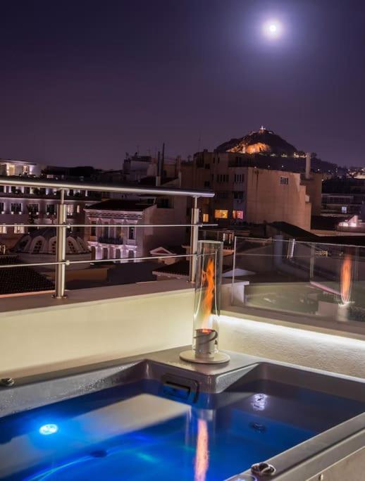 Heated Plunge Pool & Firepit Acropolis Penthouse Lägenhet Aten Exteriör bild