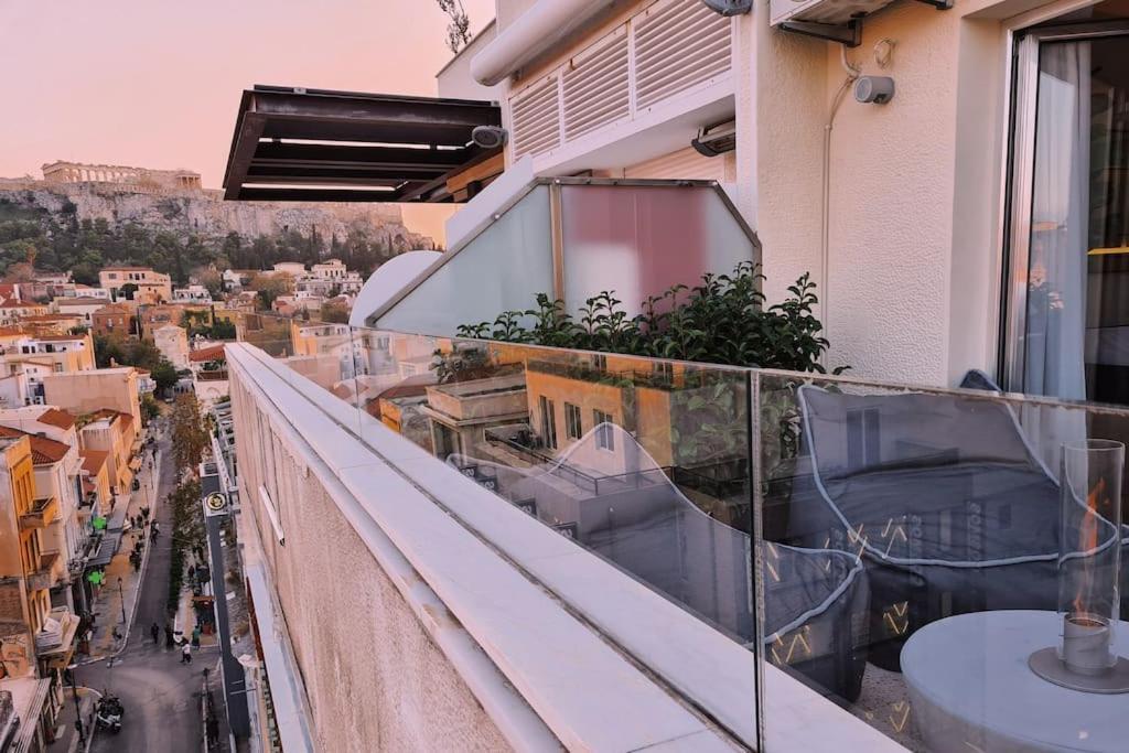 Heated Plunge Pool & Firepit Acropolis Penthouse Lägenhet Aten Exteriör bild