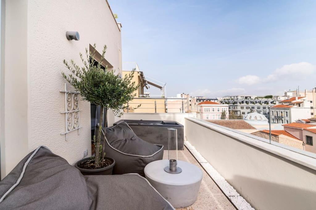Heated Plunge Pool & Firepit Acropolis Penthouse Lägenhet Aten Exteriör bild